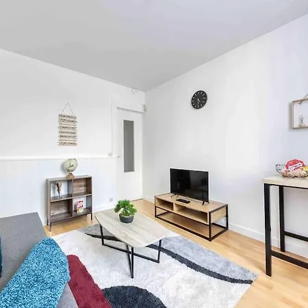 Paris Gentilly Appartement Tout Equipe - Rer B Exterior photo