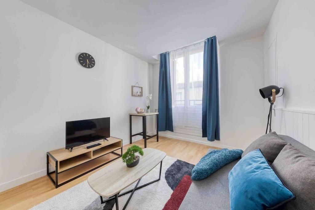 Paris Equipe - Rer B Apartment